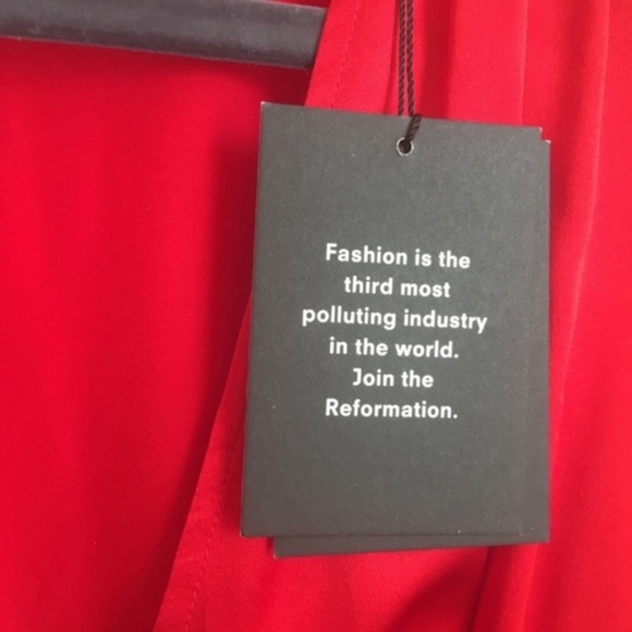 REFORMATION 🍒🍒 Nicola dress in cherry red - Picture 13 of 16